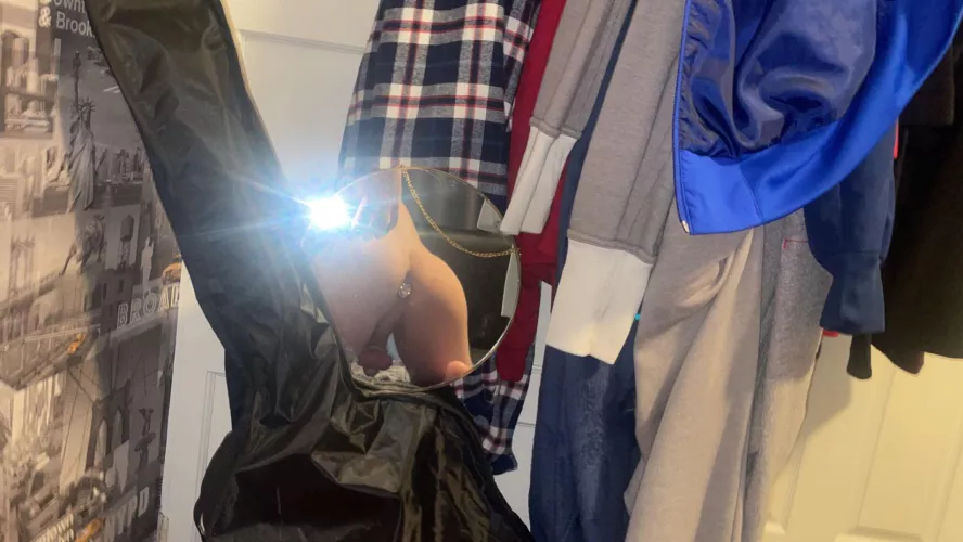 caged and plugged 🔐