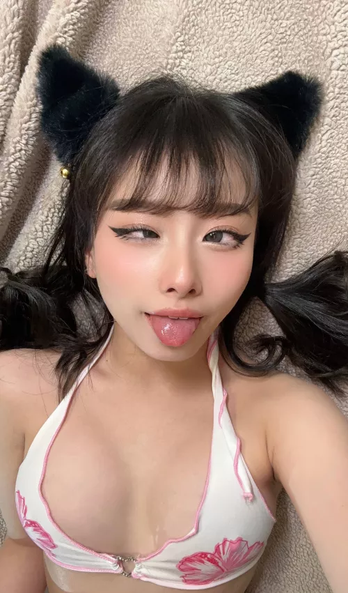 can i moan meow on your ears?