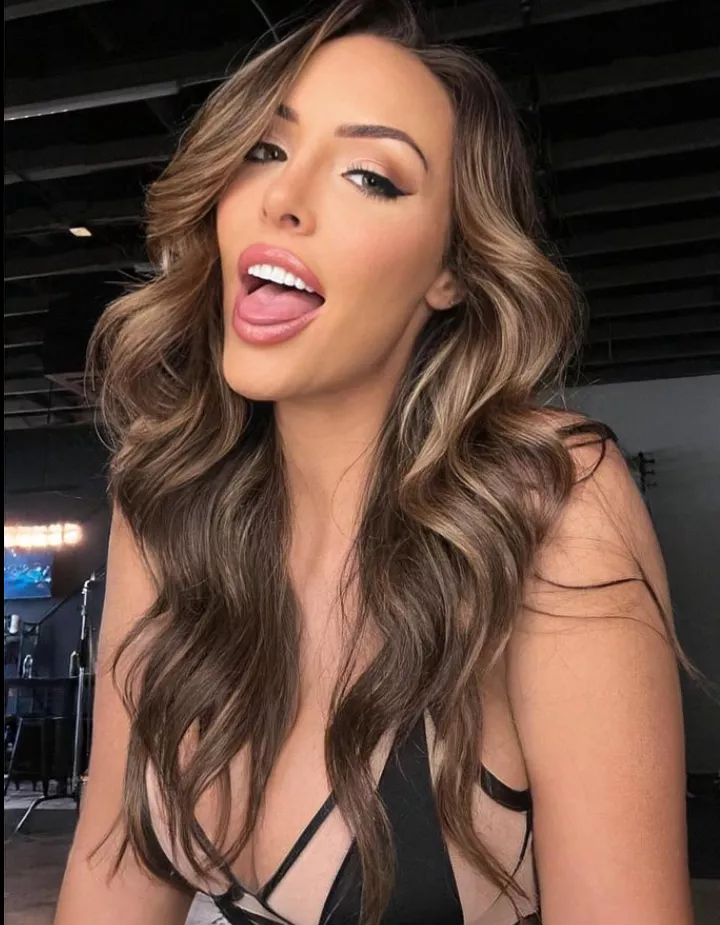 Cassie Lee