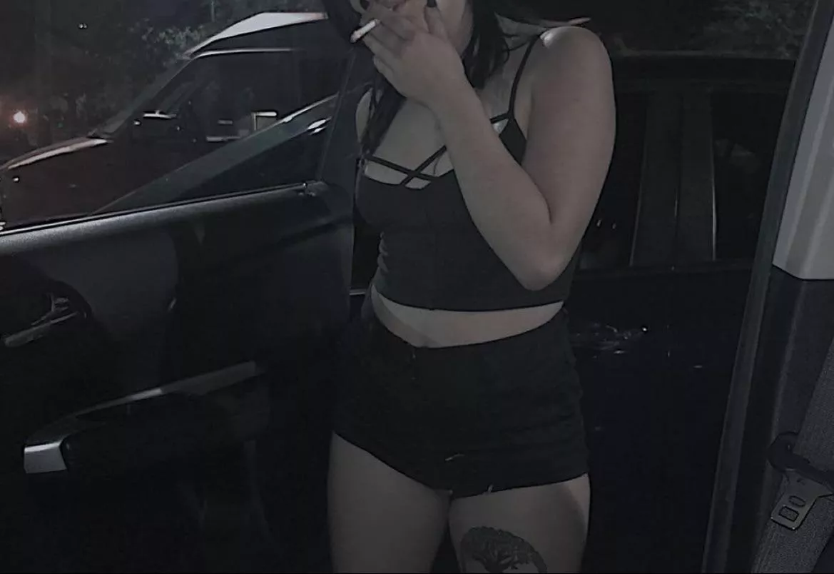 cigs make me wet