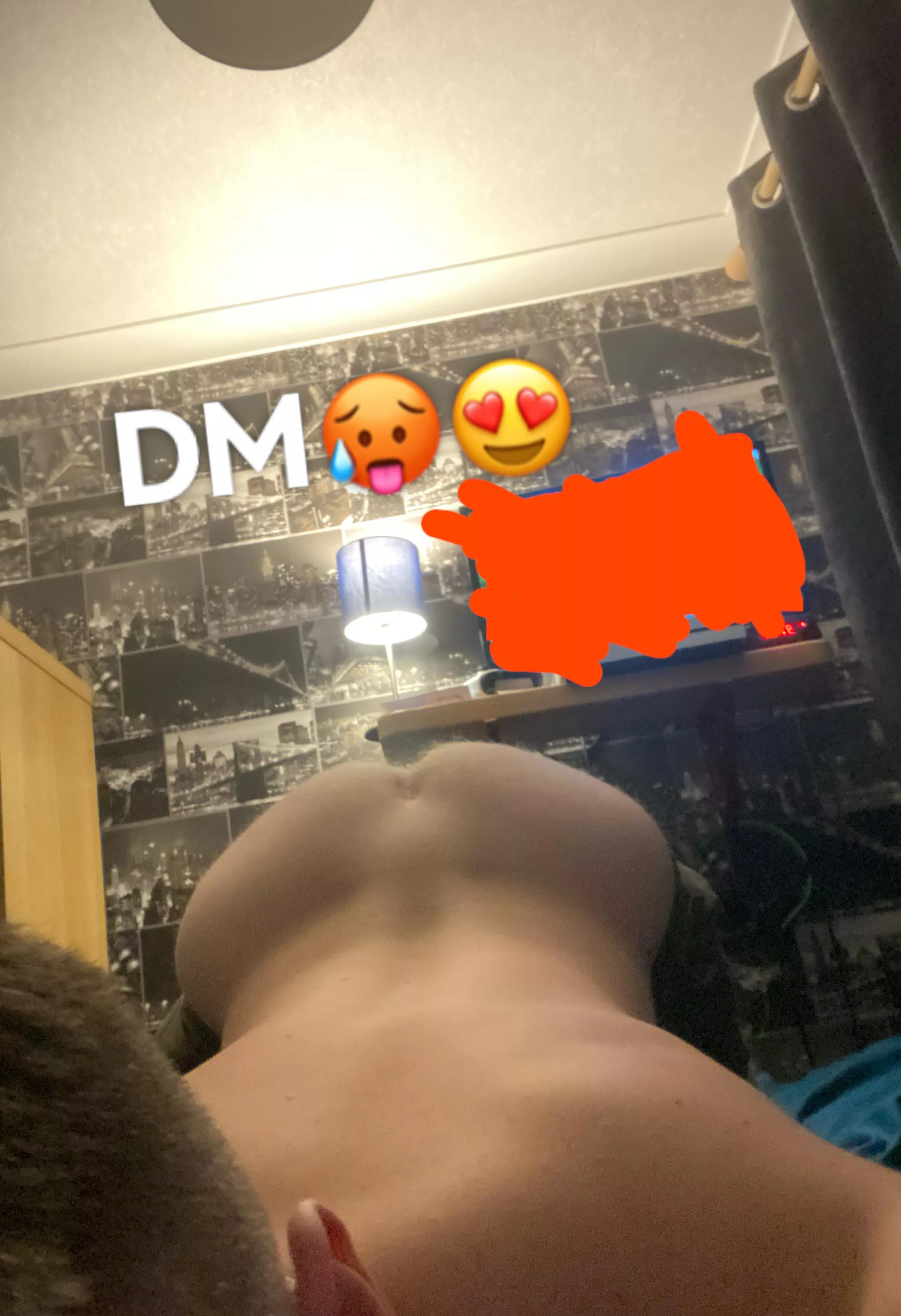 Guys DM me