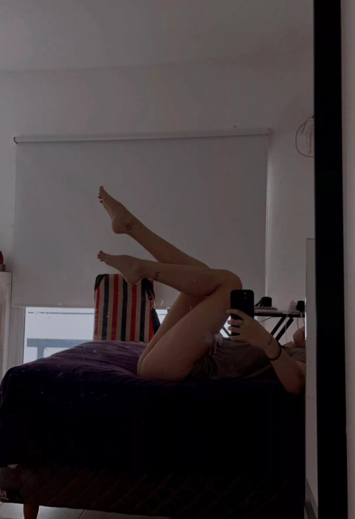 have the mirror in front of the bed = good pictures of legs