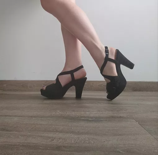 I hope you're Monday is great. ☀️