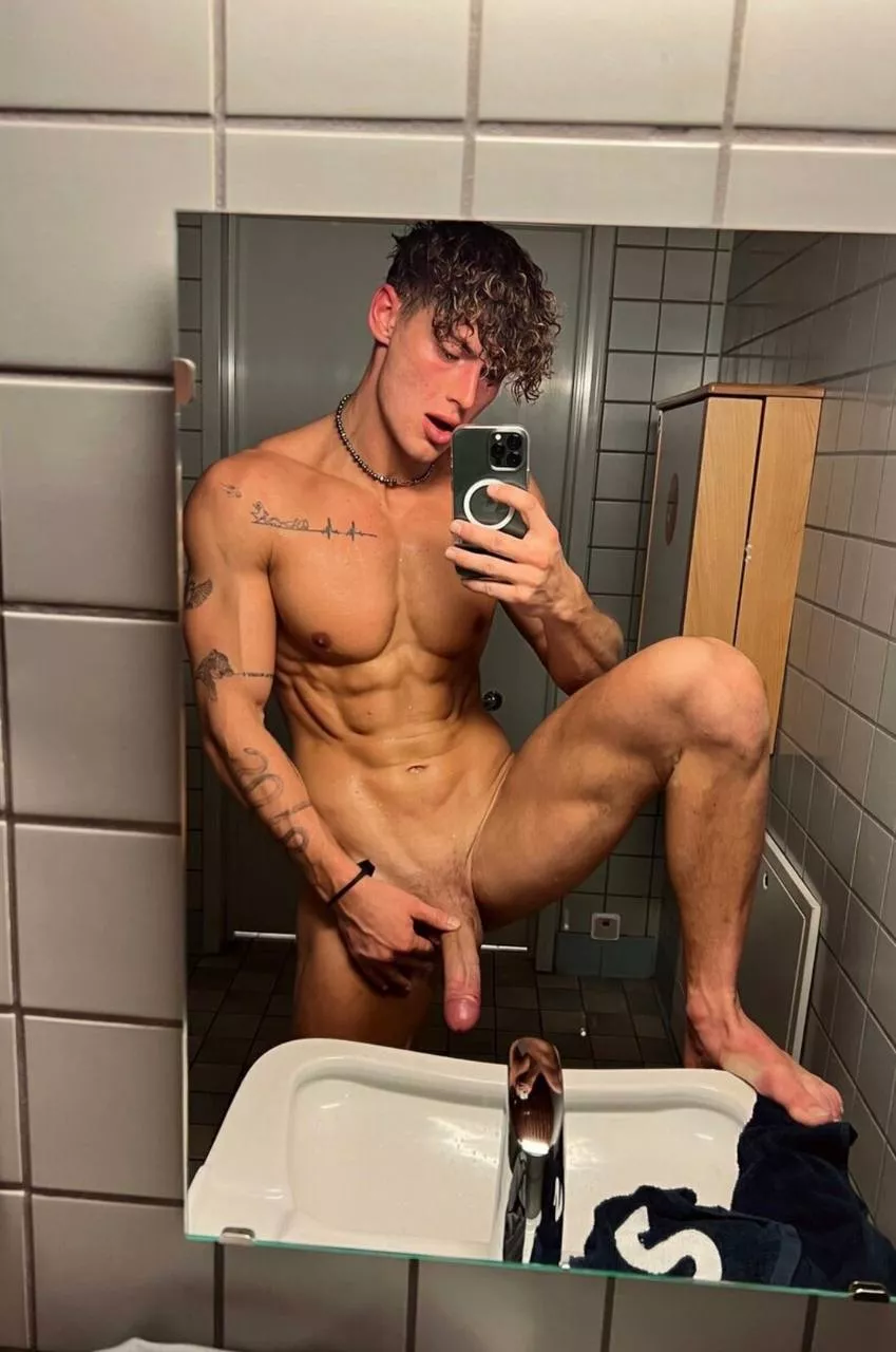 Need to unload 💦