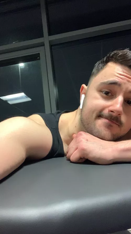 Saying hi from the gym.