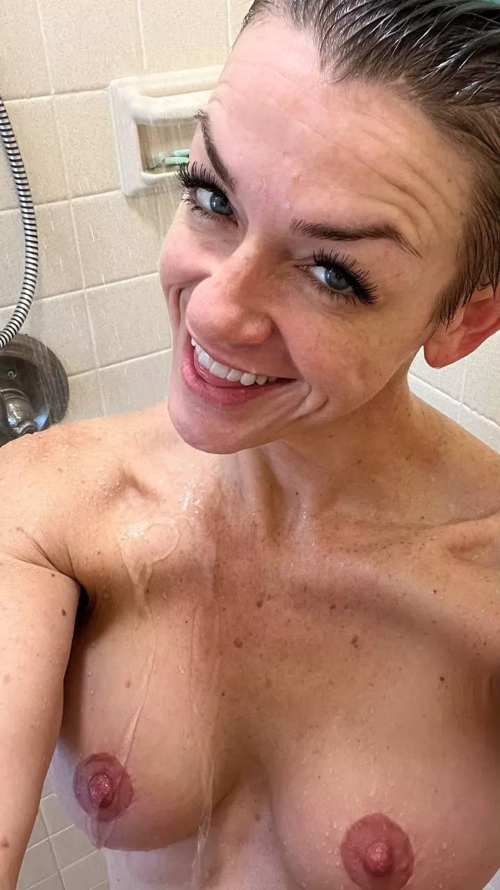 Shower short hair slut you can call me (OC)