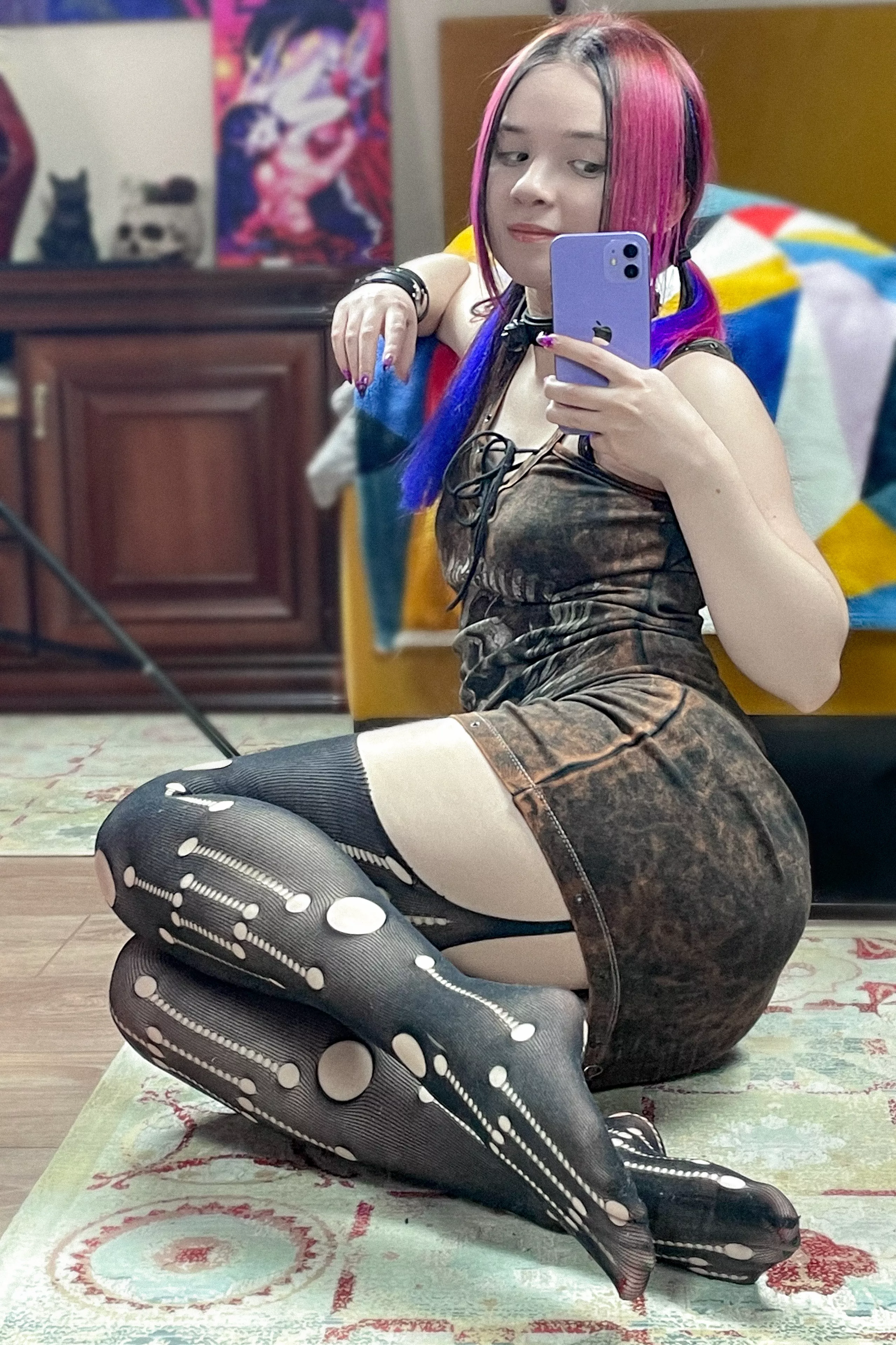 These cute holes really suit my legs