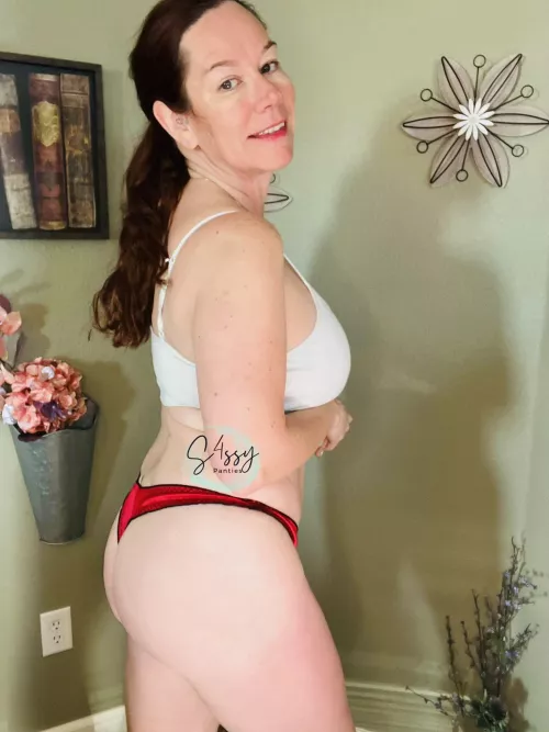 Today only, book any thong wear with me for $20. You choose, or let me! [selling] Includes a workout and a couple of pics, vacuum sealed and tracked shipping. Add ons are available. Fet friendly… see pinned menu and drawer. [usa]