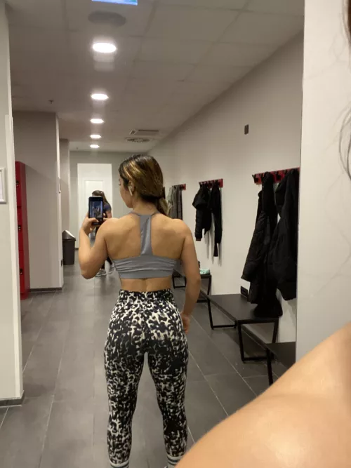 Wanna come work out with me?