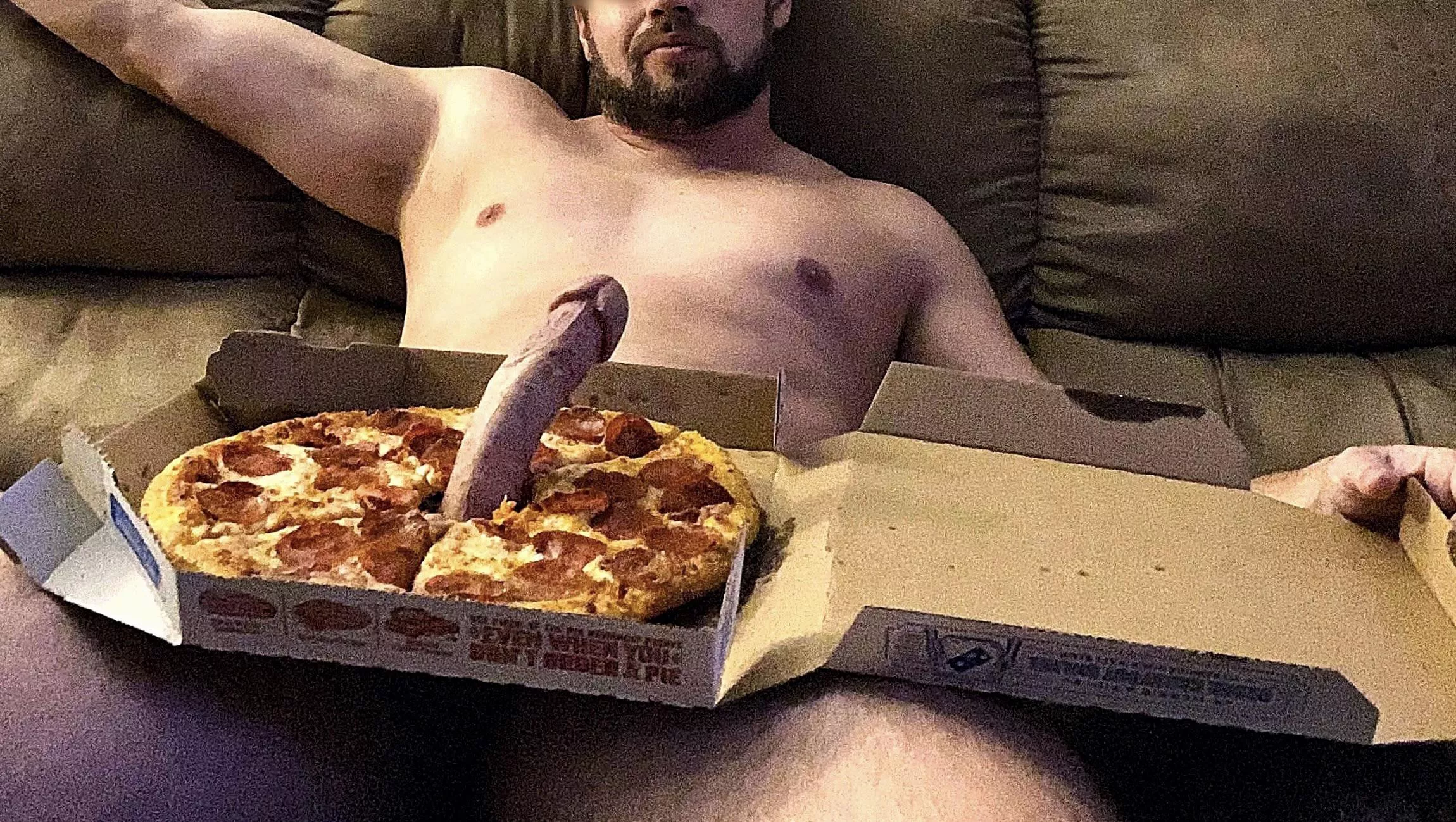 Who ordered the big sausage pizza??