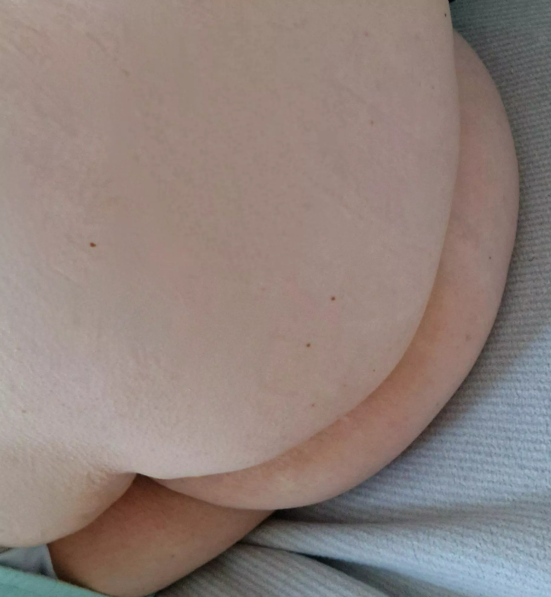 Who wants to bite my ass? 😬