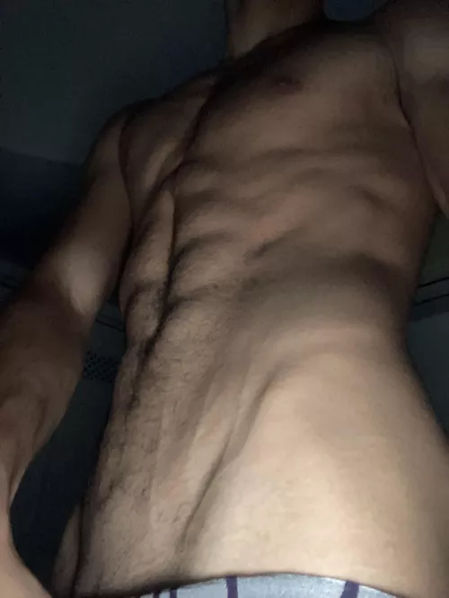 18 fit for fit/muscle bros into flexing, longterm++ dm me!
