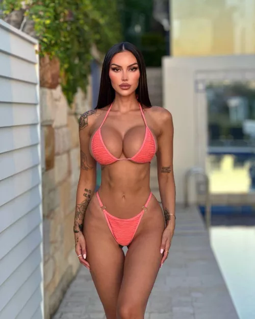 Annelese Milton - Bikini Season