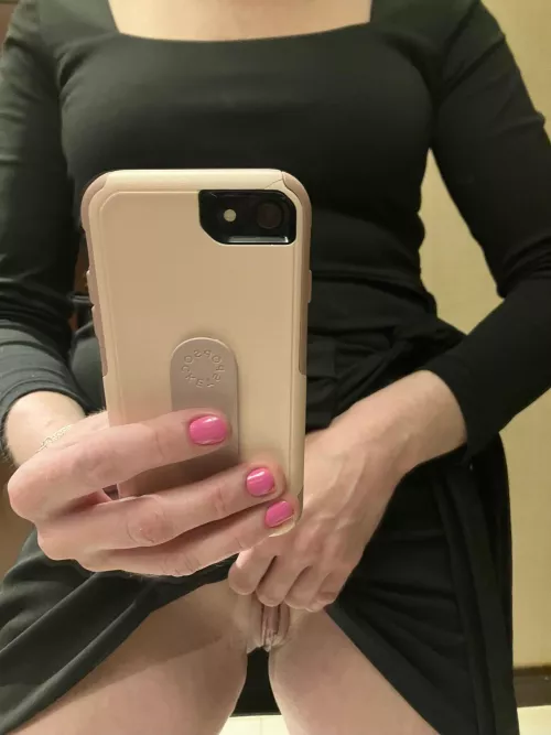 Does this 40+ pussy turn on any married men?