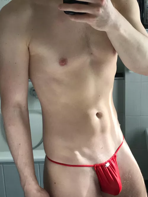 I am in love with red today 😋