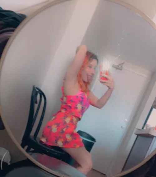 I’m horny , cum play with me