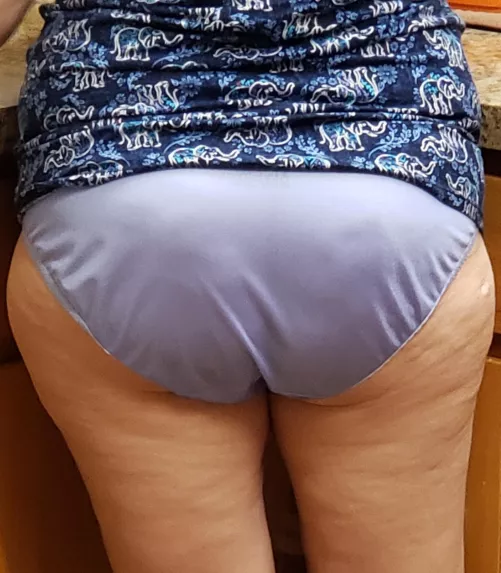 I'm leaving for work shortly and the wife is really horny this morning. Tell her what you want to do to her and give it to her good.