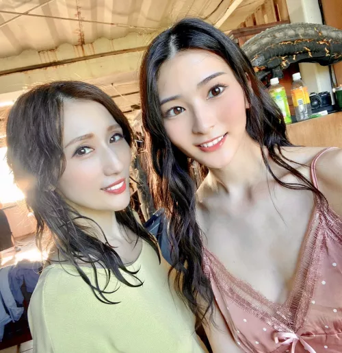 Julia and Suzu