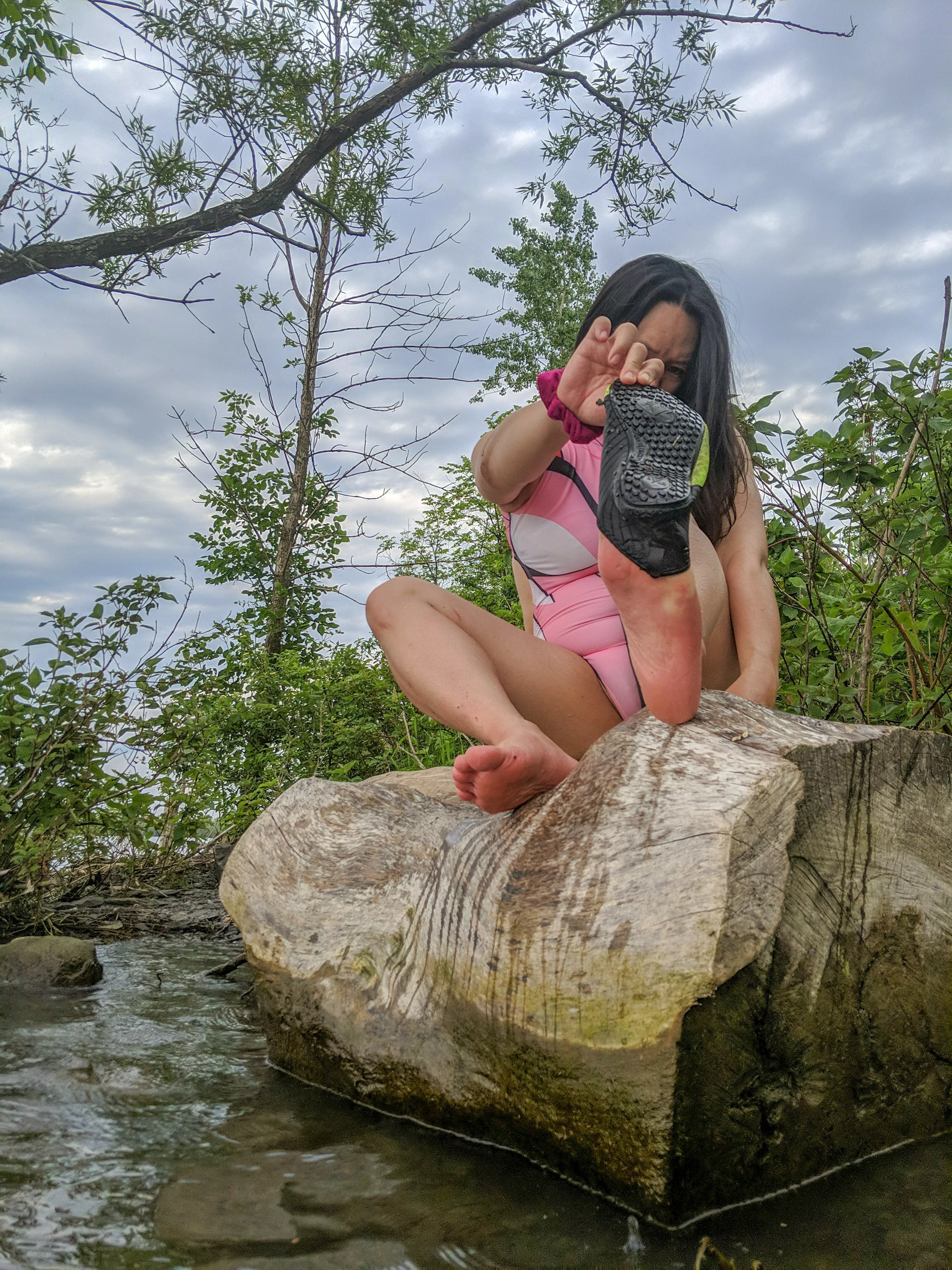 Let's remove those pesky shoes