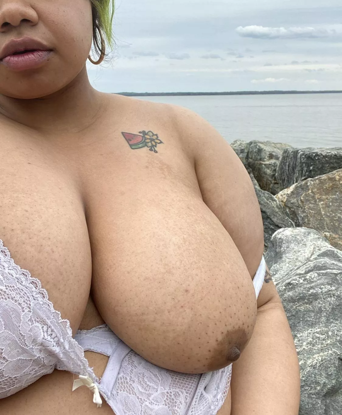 So needy I cant hide it, even in public