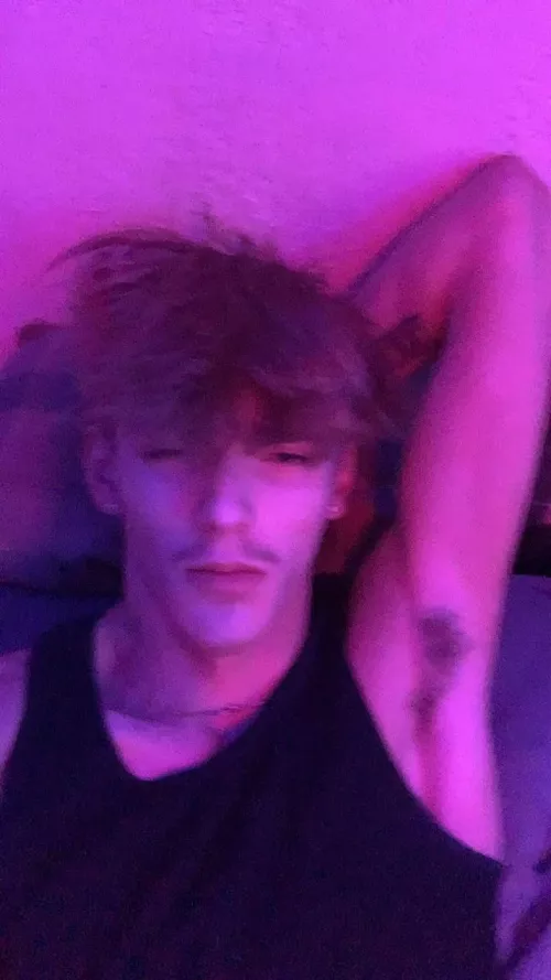 Sweaty barely legal teen pits.