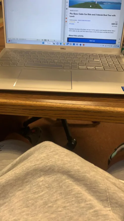 19 got really horny doing homework… anyone wanna help me out;) Pms Open