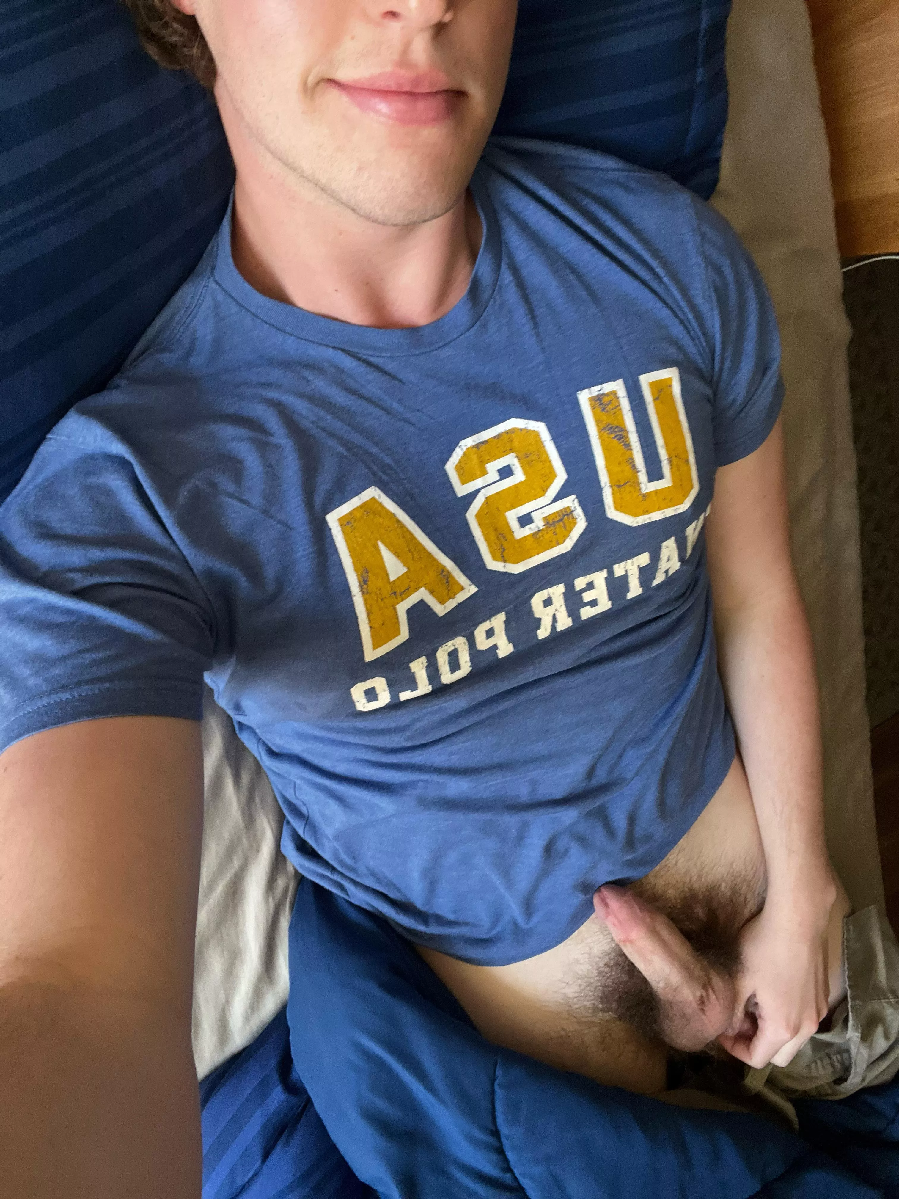 19m 6’7 kinky prv looking for fun- in my dorm -please show face - ianthet21