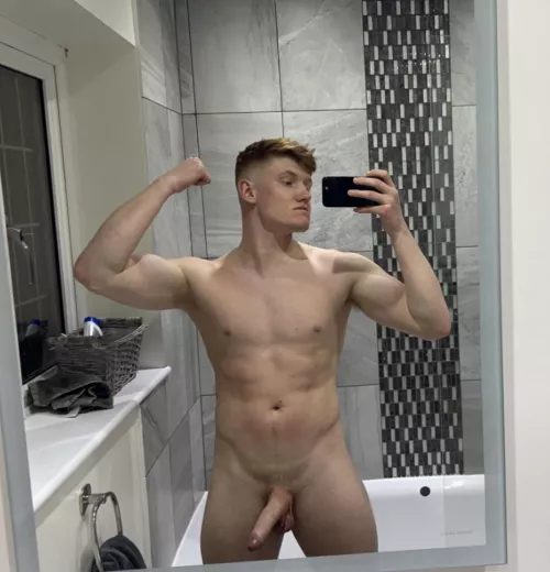 (21) Rugby stud love older women ;)