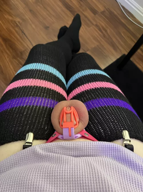 A week is the longest ive been locked before. Now im two days into my 2 week goal!