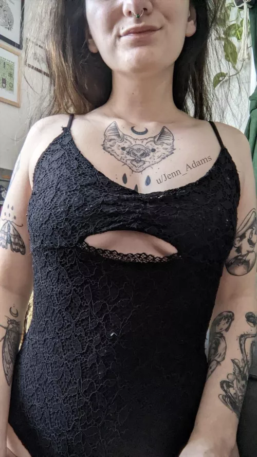 Best outfit to show some boob in everyday life