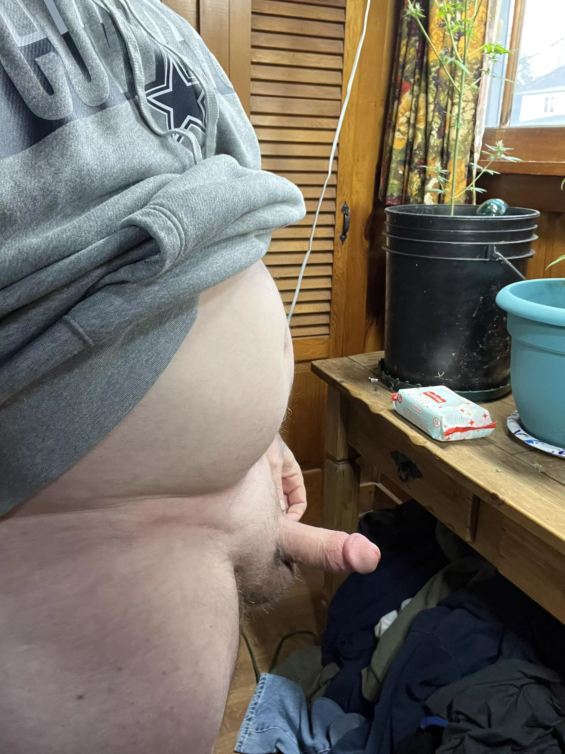 Chubby old dude (55)