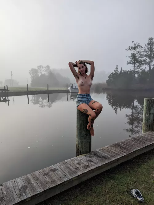 Come smell my natural pits!