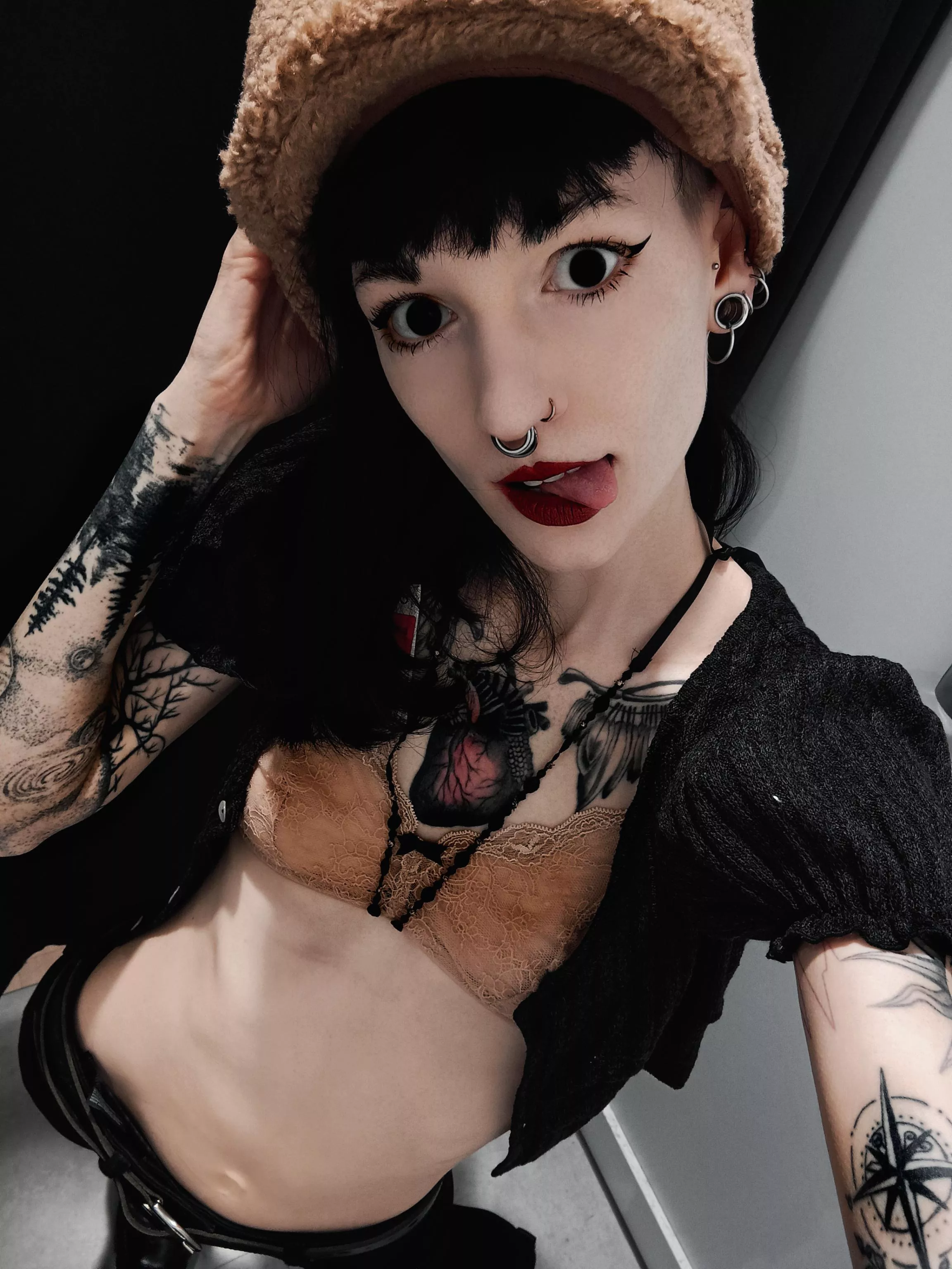 Don't mind me, I'm just being my crazy and weird self.[IMG]