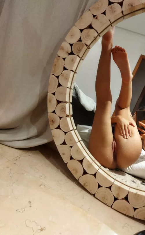 (F) (31) feeling sexy