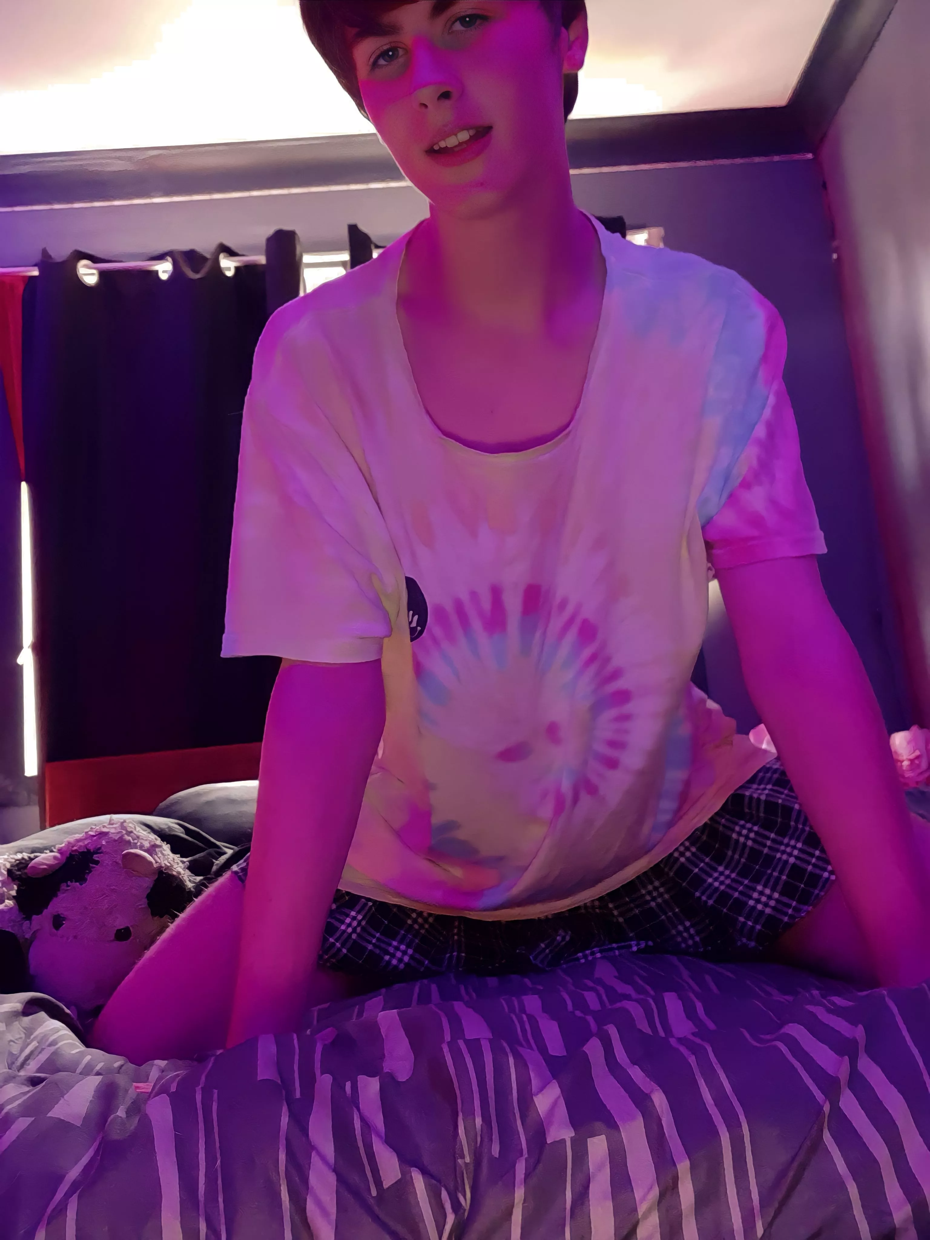 Felt very cute in my skirt today 😌💕