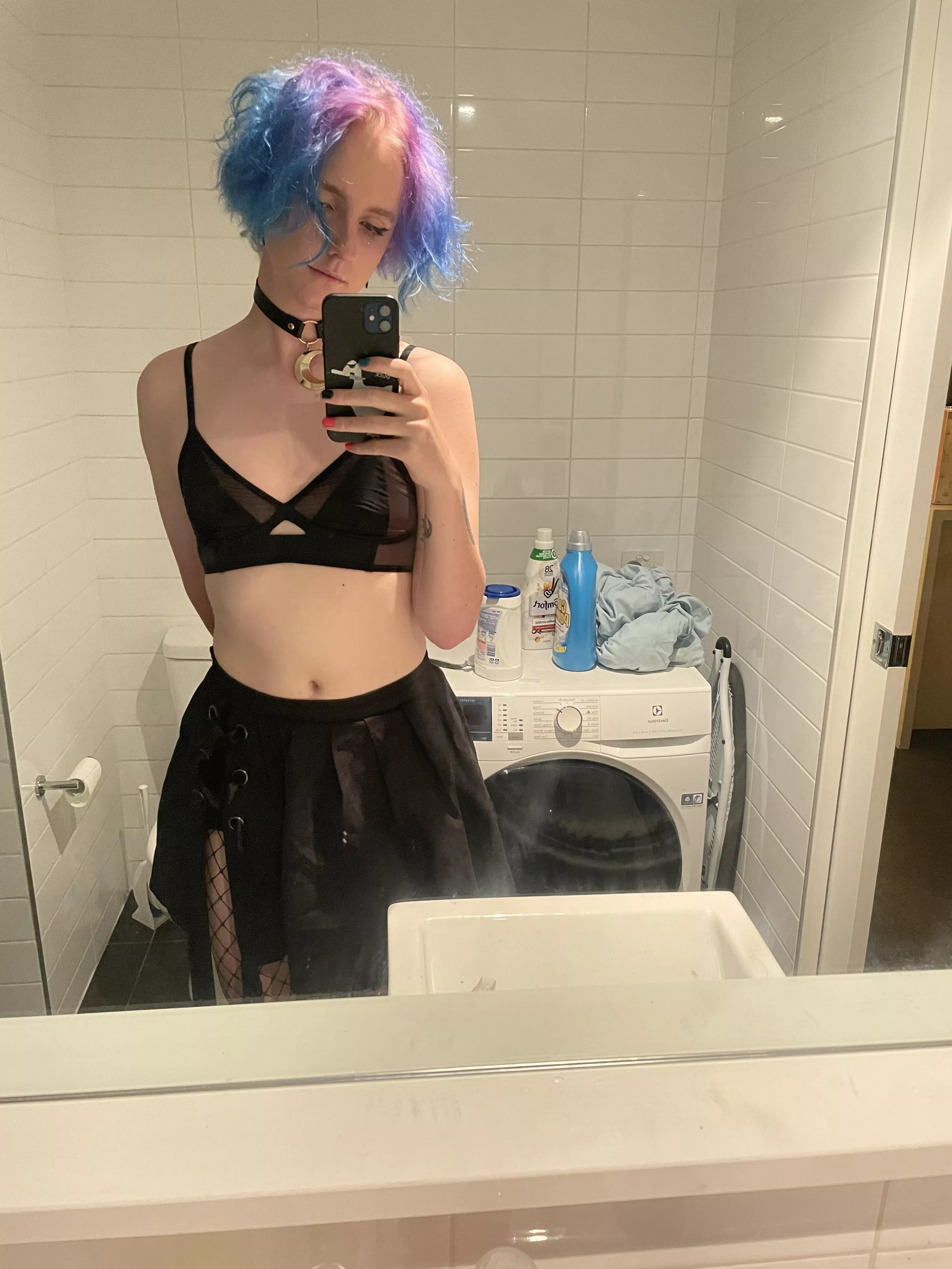 First night going clubbing in fem