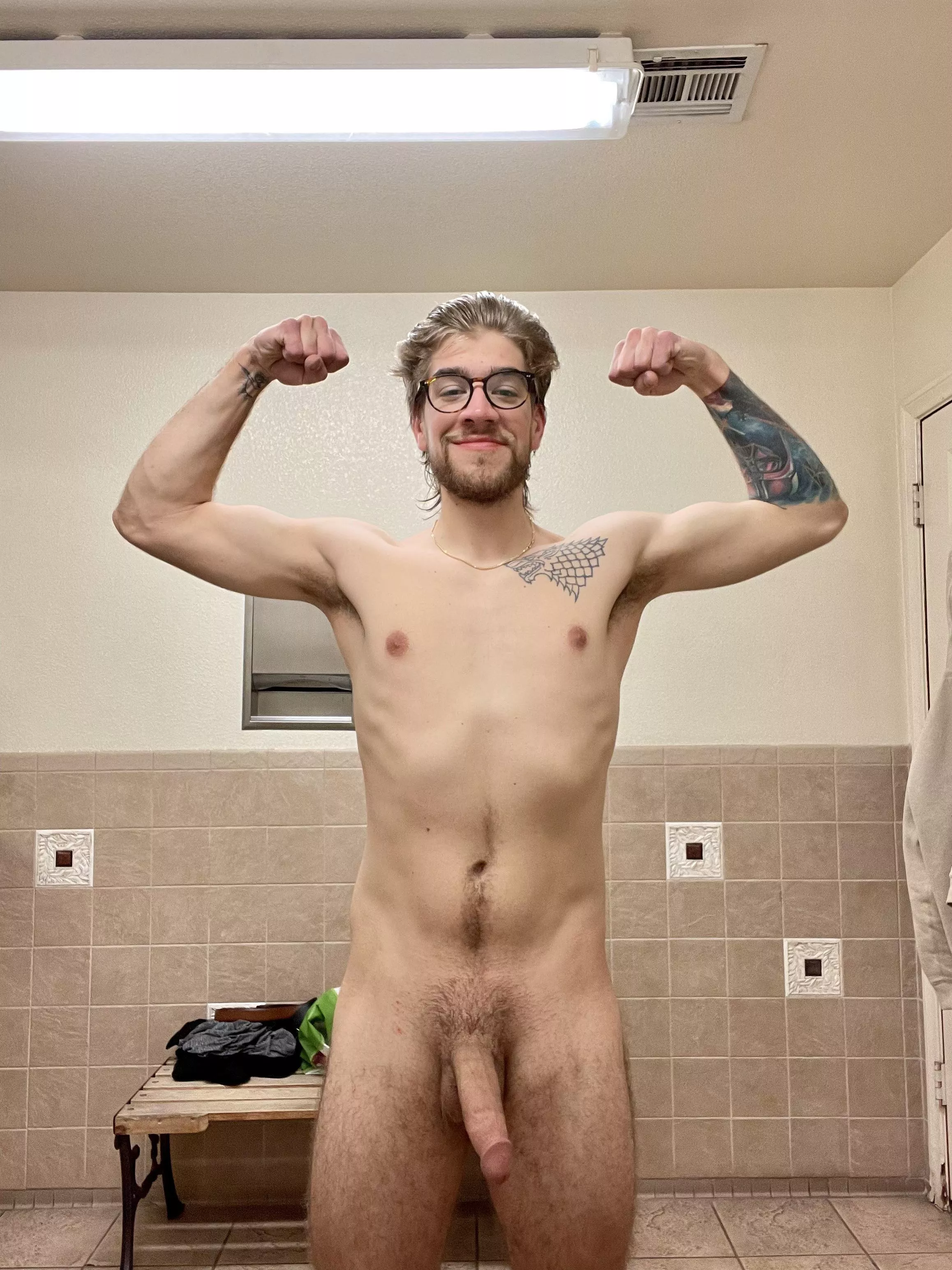 Flexing everything I have 💪🏼😏