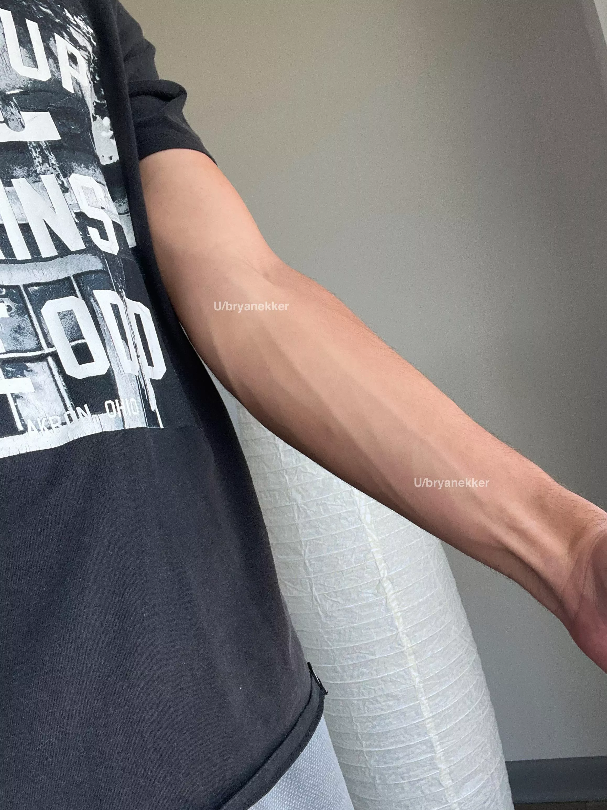 Forearms made to punish you😈