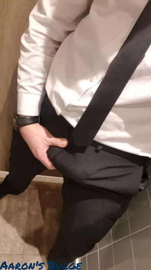 Freeballing is such a horny thing to do 🤤