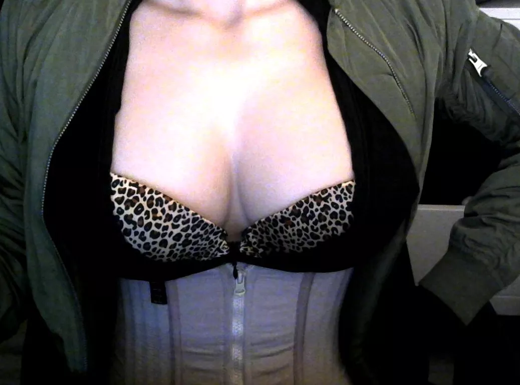 Getting ready for some streaming night