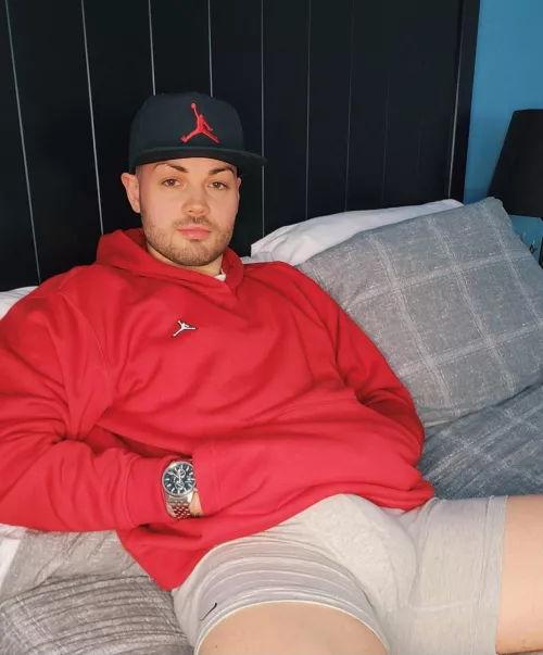 Grey nike boxers for you handsome lads;)