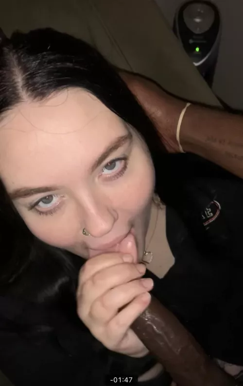 I need a huge cock in my mouth, this could be you