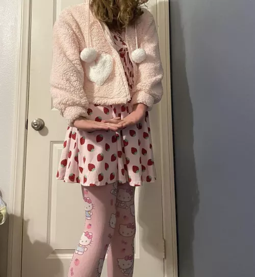 I wonder if they know I’m a boy😳