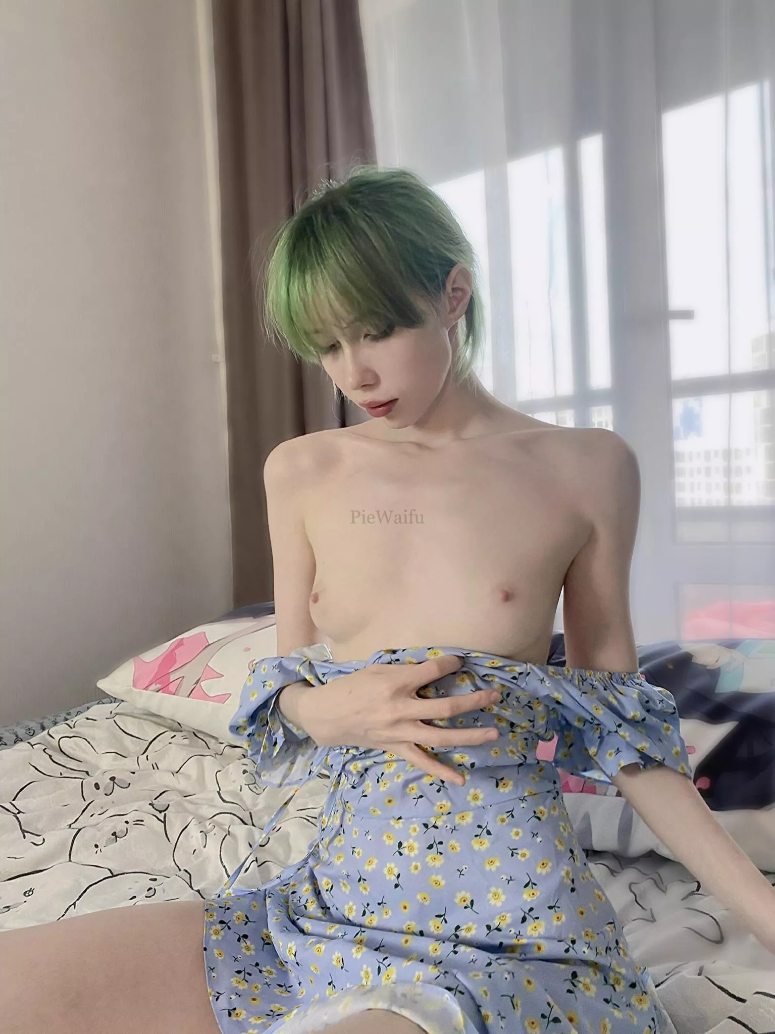 imagine how cool it is to cum on my lil boobs