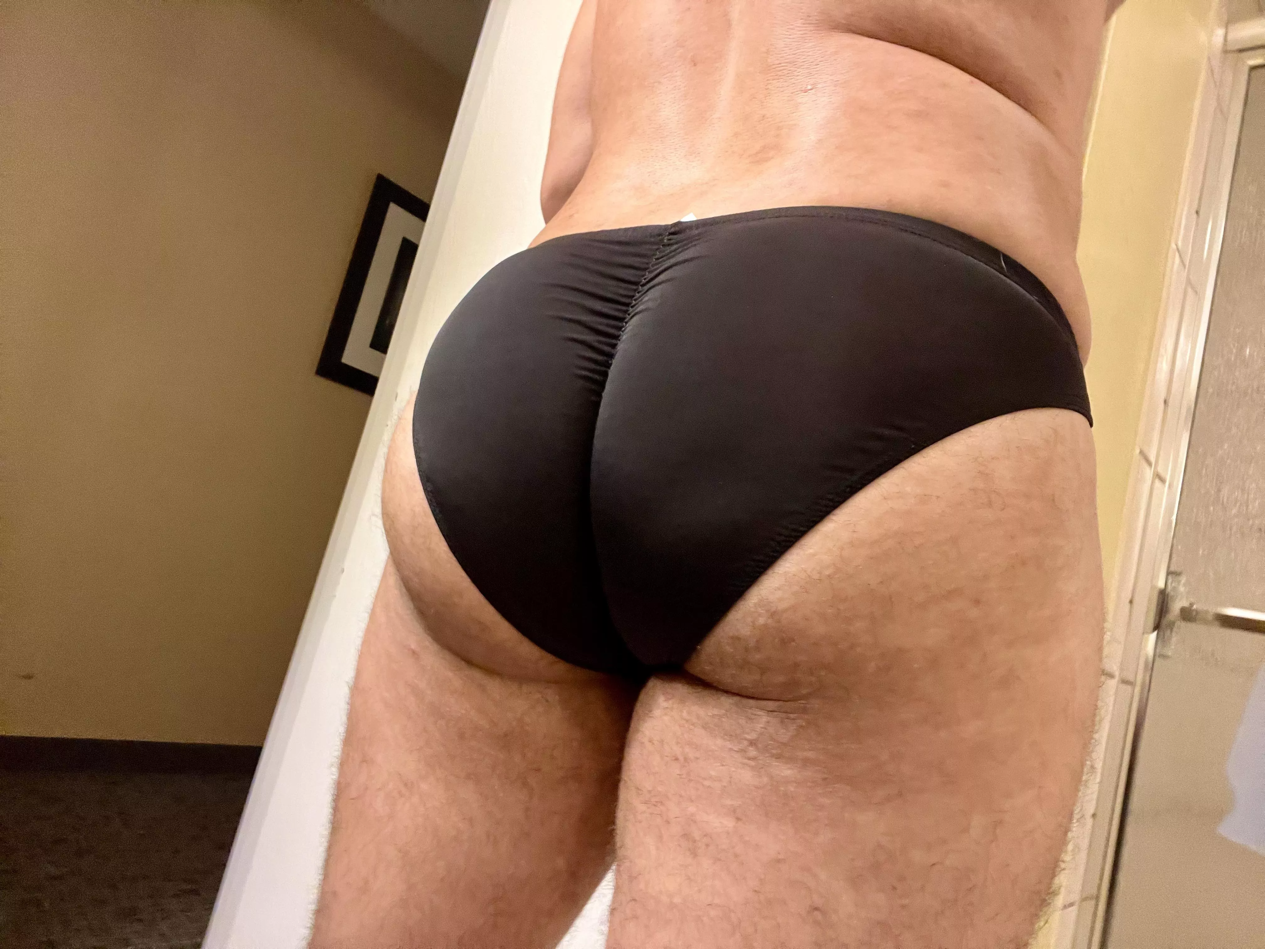 Love the feminine feeling these give me 😏