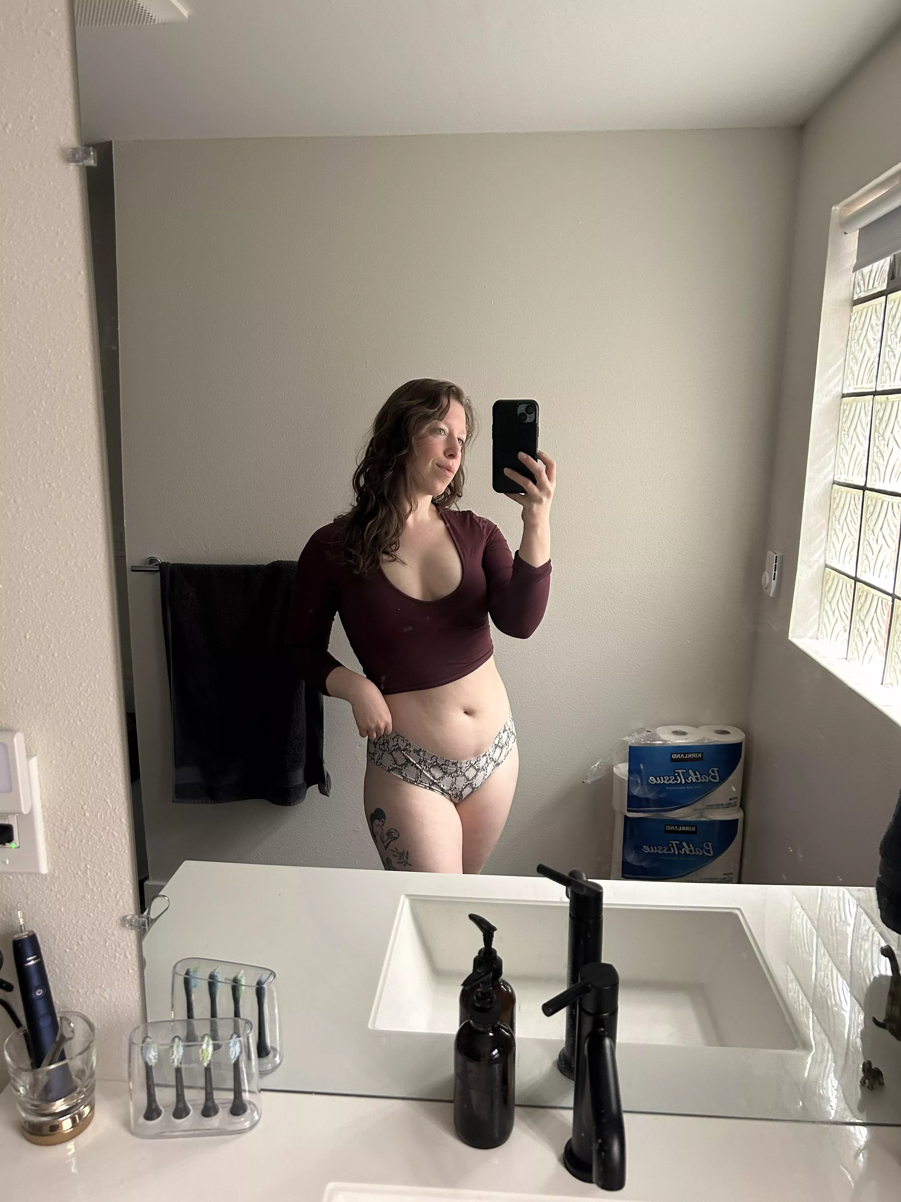 Morning selfie to start the day [f]