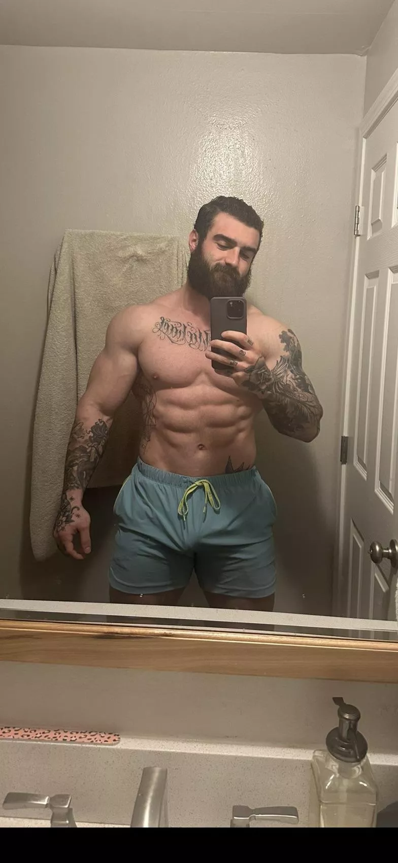 My new Fav color 😈