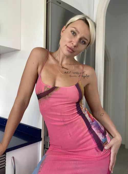 New pink tight dress suits me well 💖💖 Agree?