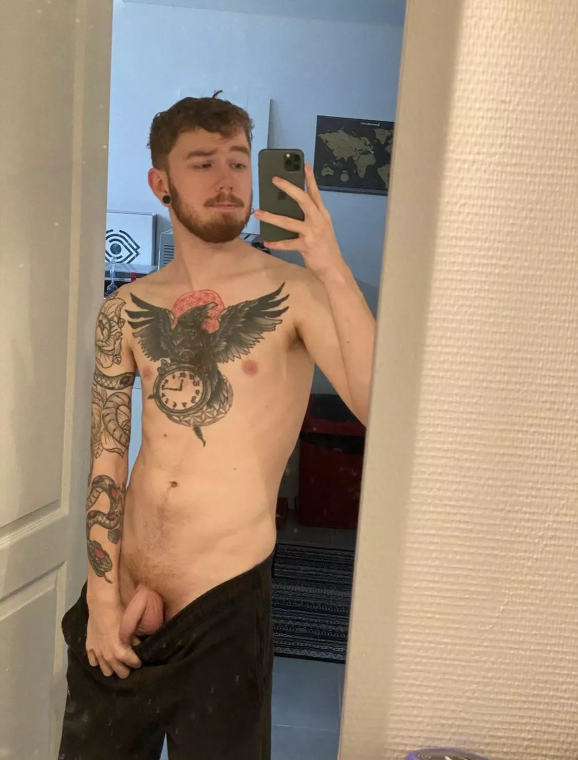 Post workout pre shower show 👀