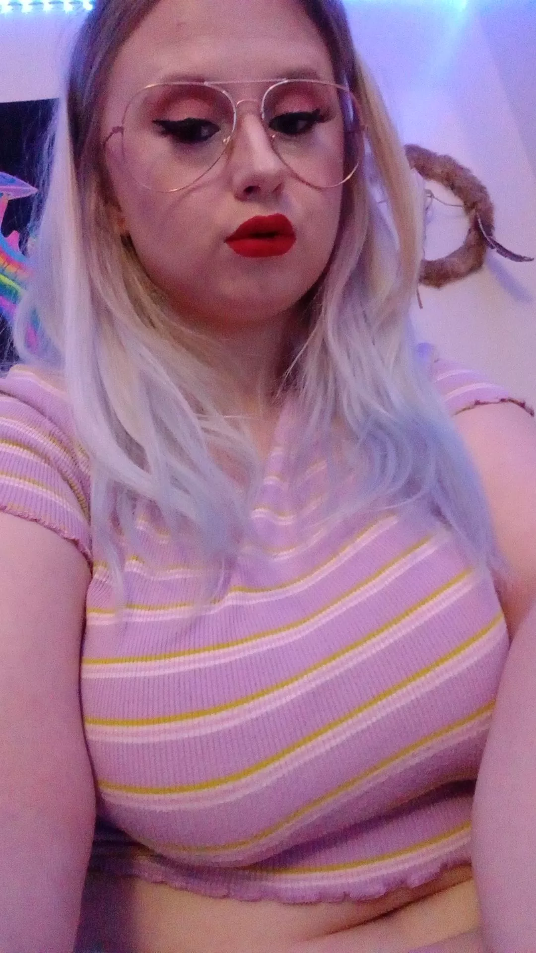 Red lipstick for the win 😍